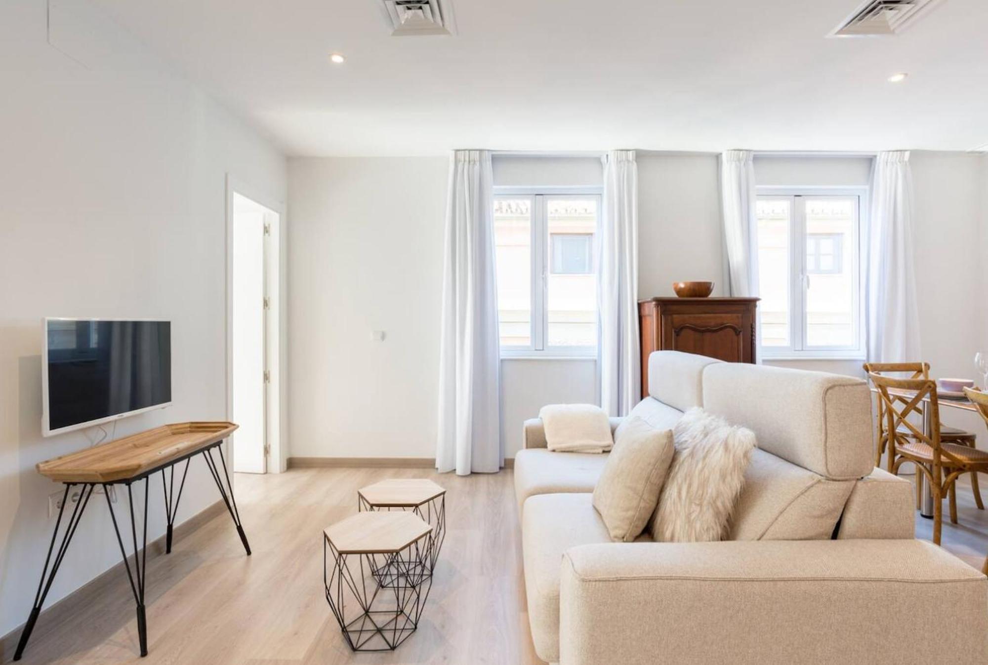 Sharingco Atarazanas Premium Apartment Malaga Ngoại thất bức ảnh