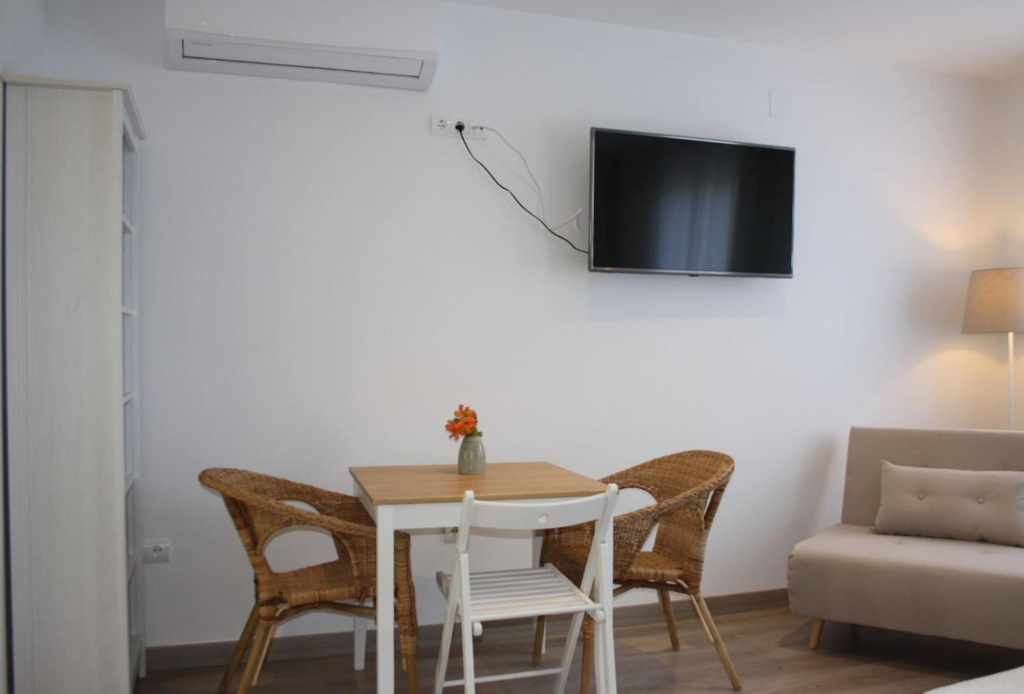 Sharingco Atarazanas Premium Apartment Malaga Ngoại thất bức ảnh